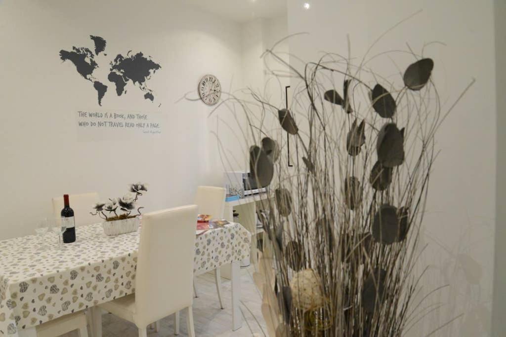 A Casa Di Rosa Apartment Roma Ngoại thất bức ảnh